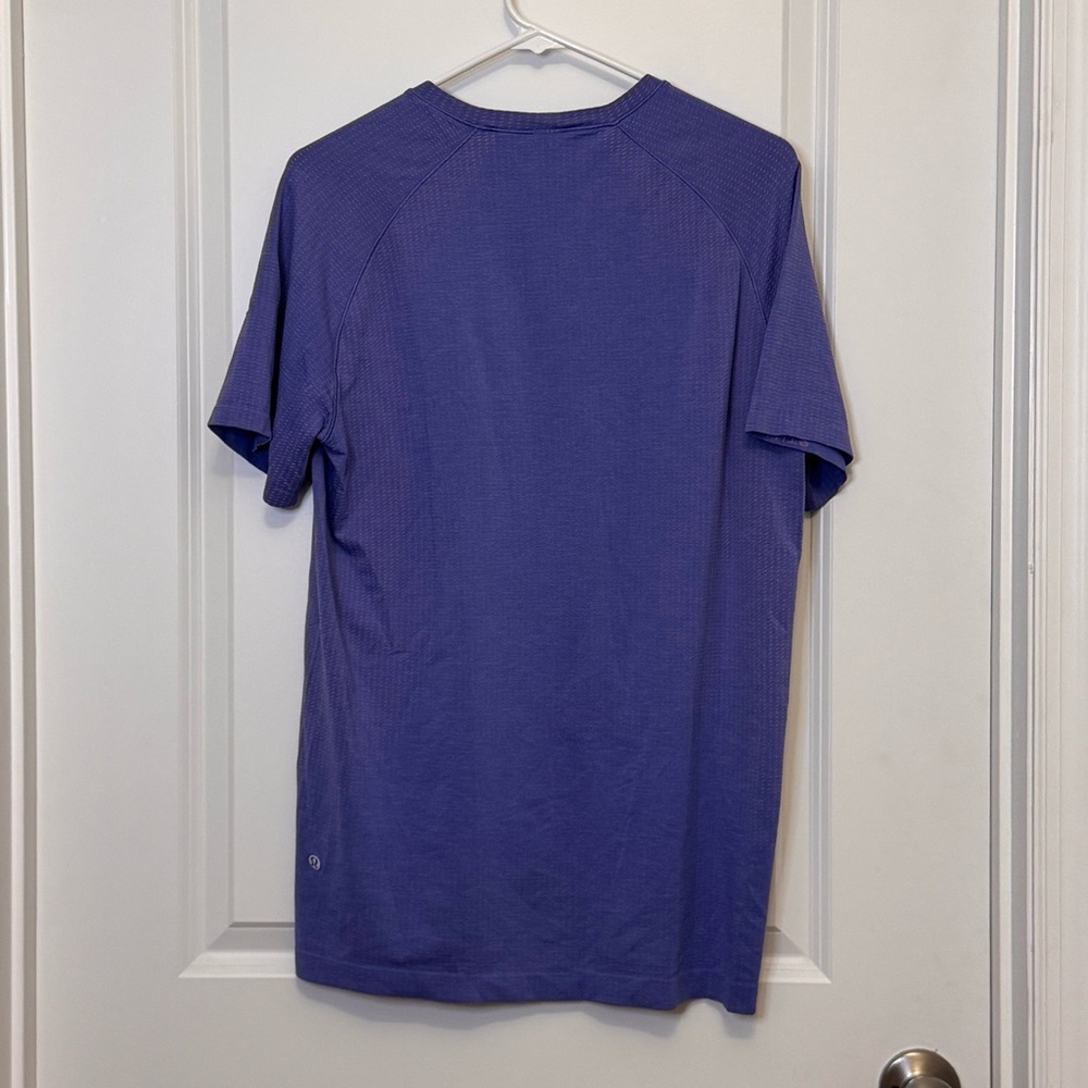 lululemon athletica Men's Tee - Vibrant Purple - Picture 2 of 3